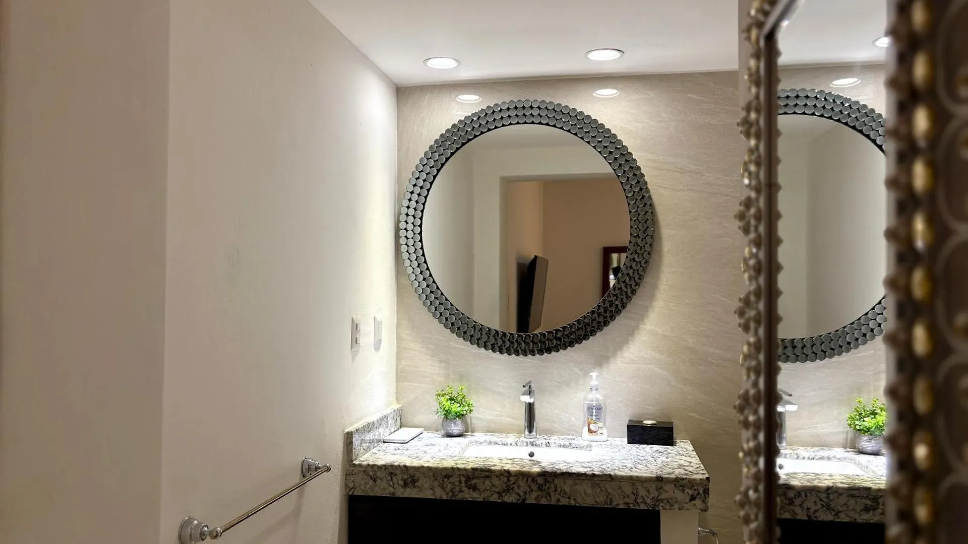 A Hideaway In Playacar - Private, Comfortable And Chic Playa del Carmen 0*,  Mexico