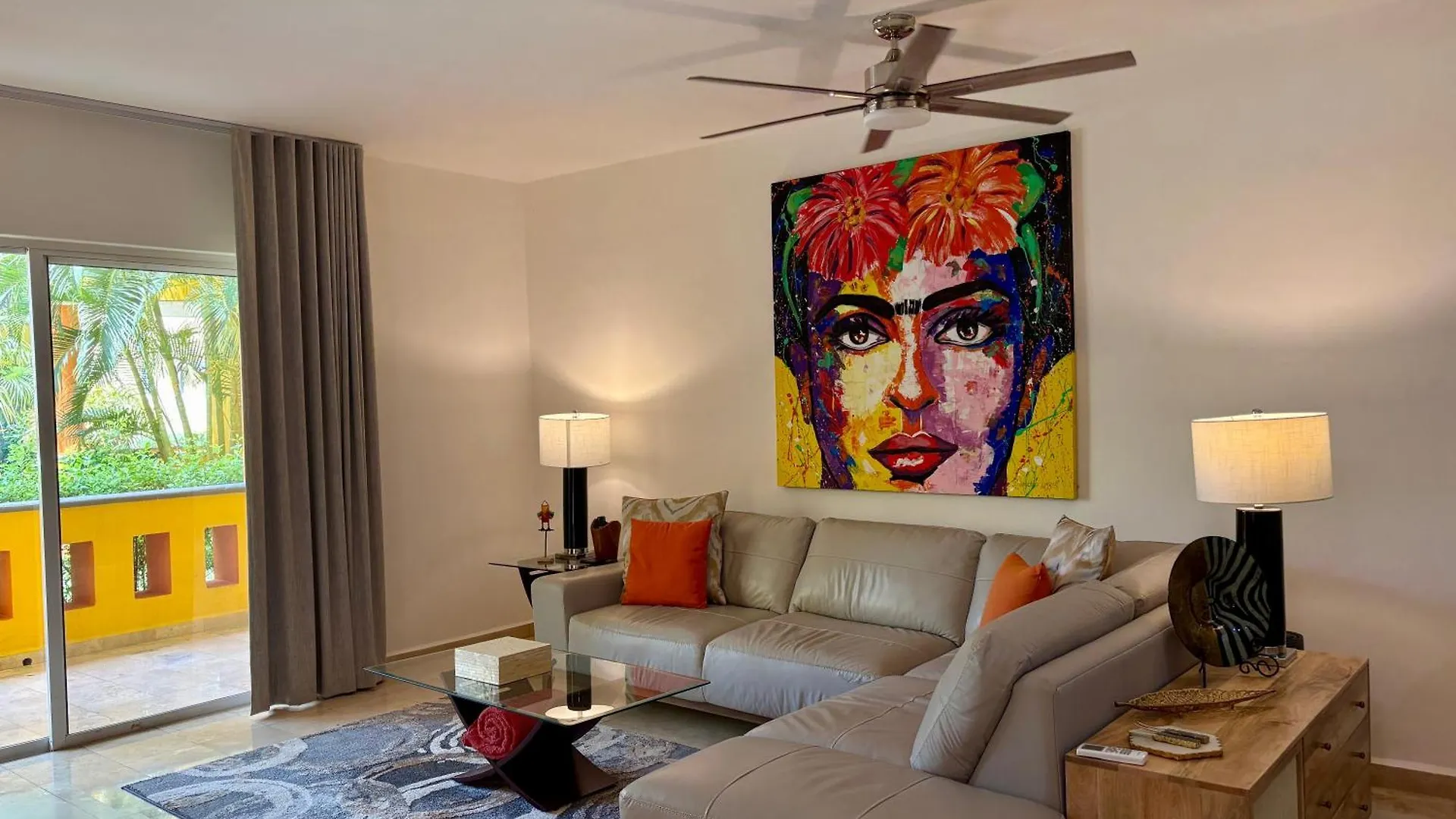 A Hideaway In Playacar - Private, Comfortable And Chic Playa del Carmen Apartment